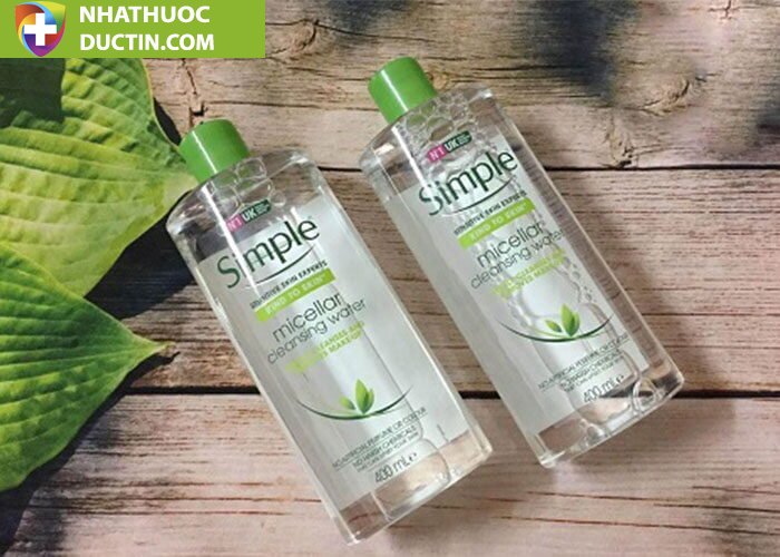 Nước tẩy trang Simple Micellar Cleansing Water 200ml 1 Nước tẩy trang Simple Micellar Cleansing Water 200ml