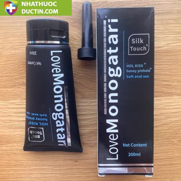 Sản Phẩm Dung Dịch Gel Bôi Trơn Monogatari Blak 200ml - Gel Bôi Trơn Cao Cấp HCM. 1 Sản Phẩm Dung Dịch Gel Bôi Trơn Monogatari Blak 200ml - Gel Bôi Trơn Cao Cấp HCM.